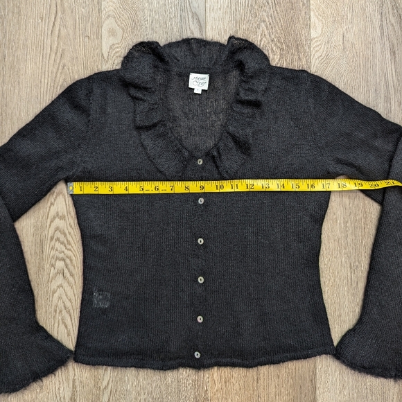 Margaret O'Leary Black Ruffle Flare Sleeve Button Cardigan Size 1 (XS/S) Mohair - Picture 8 of 16